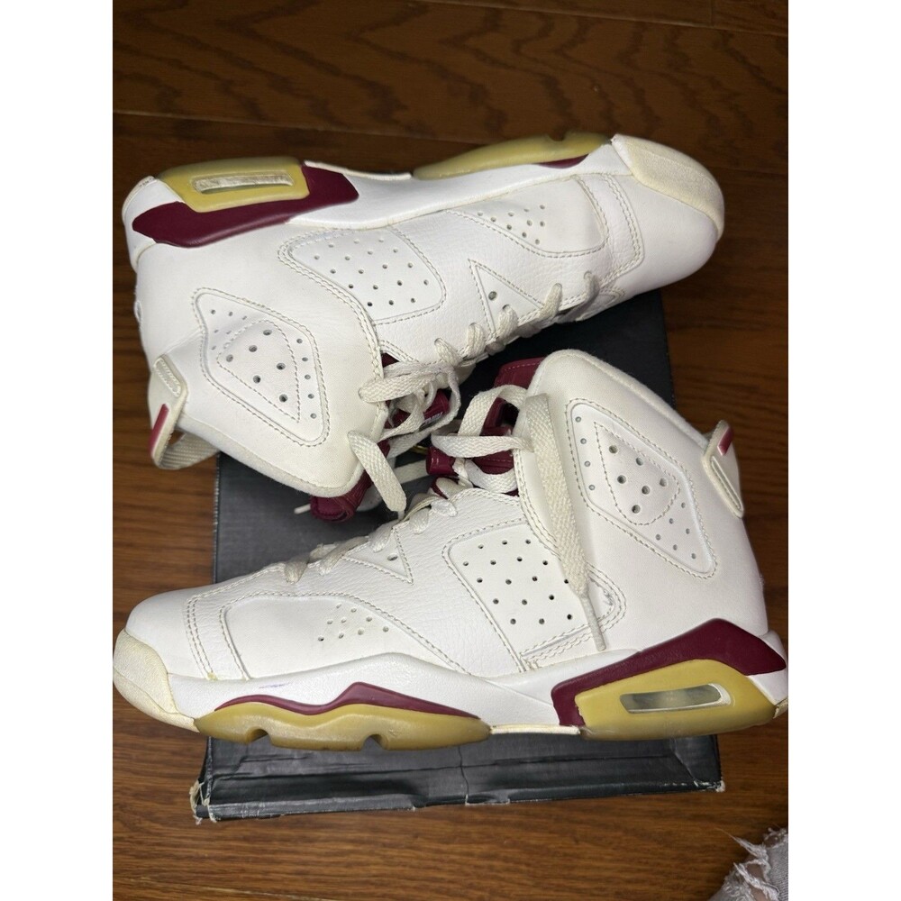 Nike Air Jordan 6 Retro 'Maroon'